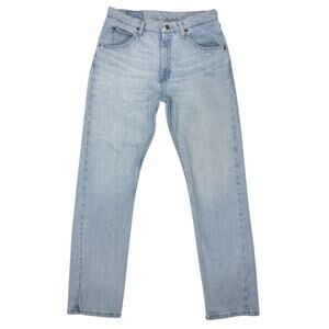 Wrangler Jeans Light Wash 32x32 Slight Stretch Straight Leg Fits Women's 29